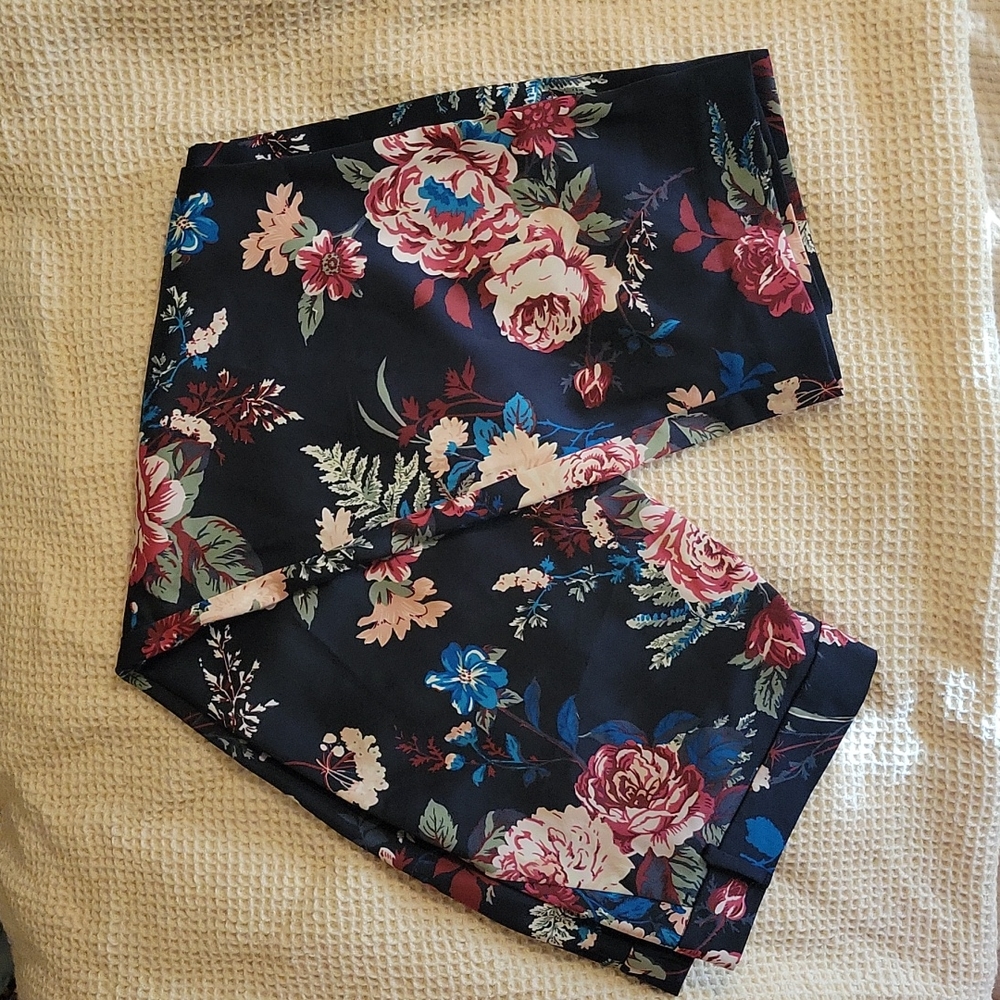 Loft Floral Pattern Dress Pants Size 16